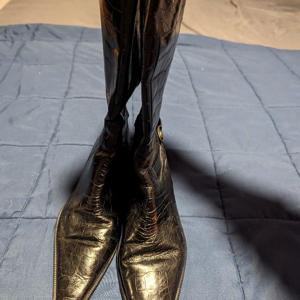 KP leather snake skin texture boots - pointy toe